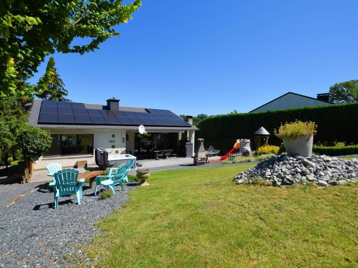 Luxurious Holiday Home With Jacuzzi Filly Luaran gambar