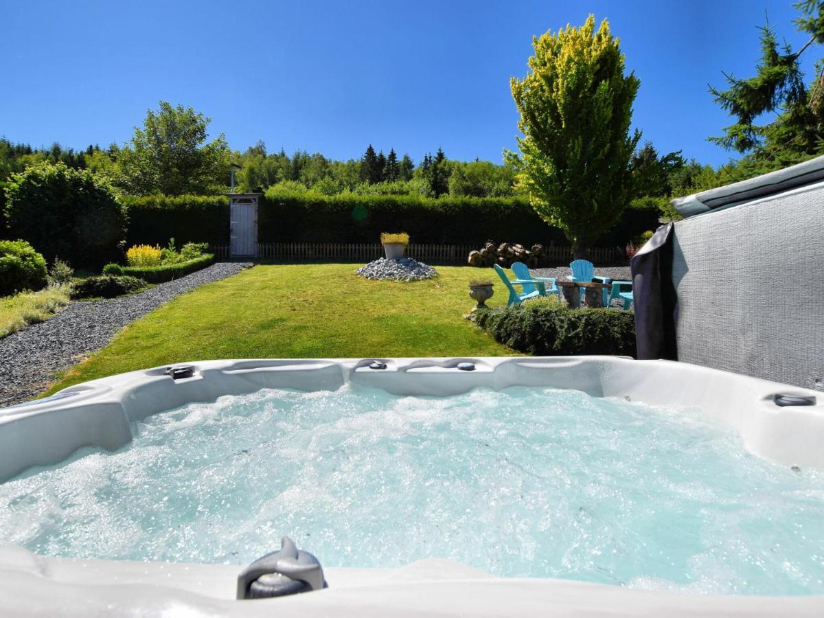 Luxurious Holiday Home With Jacuzzi Filly Luaran gambar