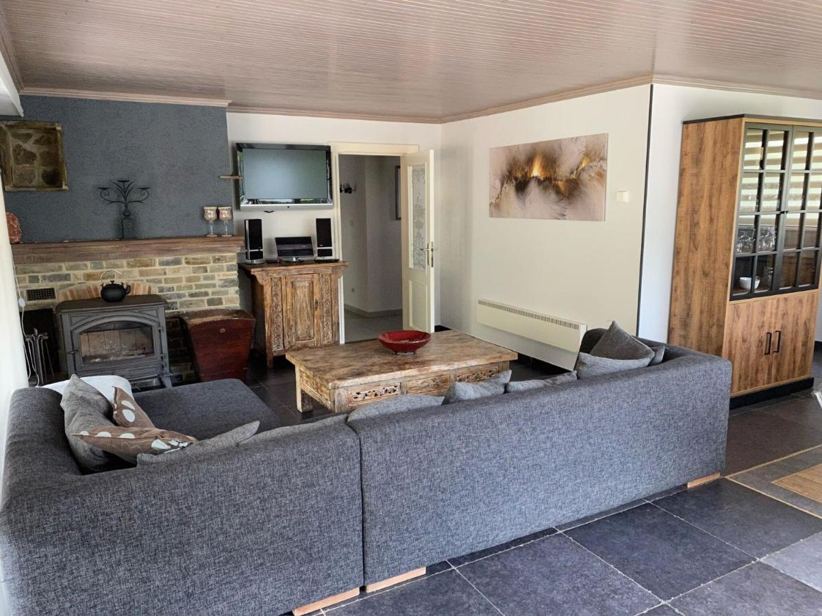 Luxurious Holiday Home With Jacuzzi Filly Luaran gambar