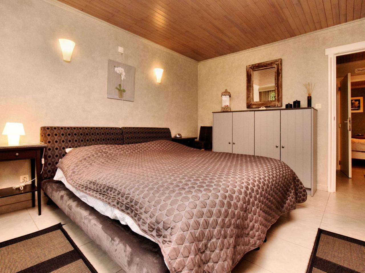 Luxurious Holiday Home With Jacuzzi Filly Luaran gambar