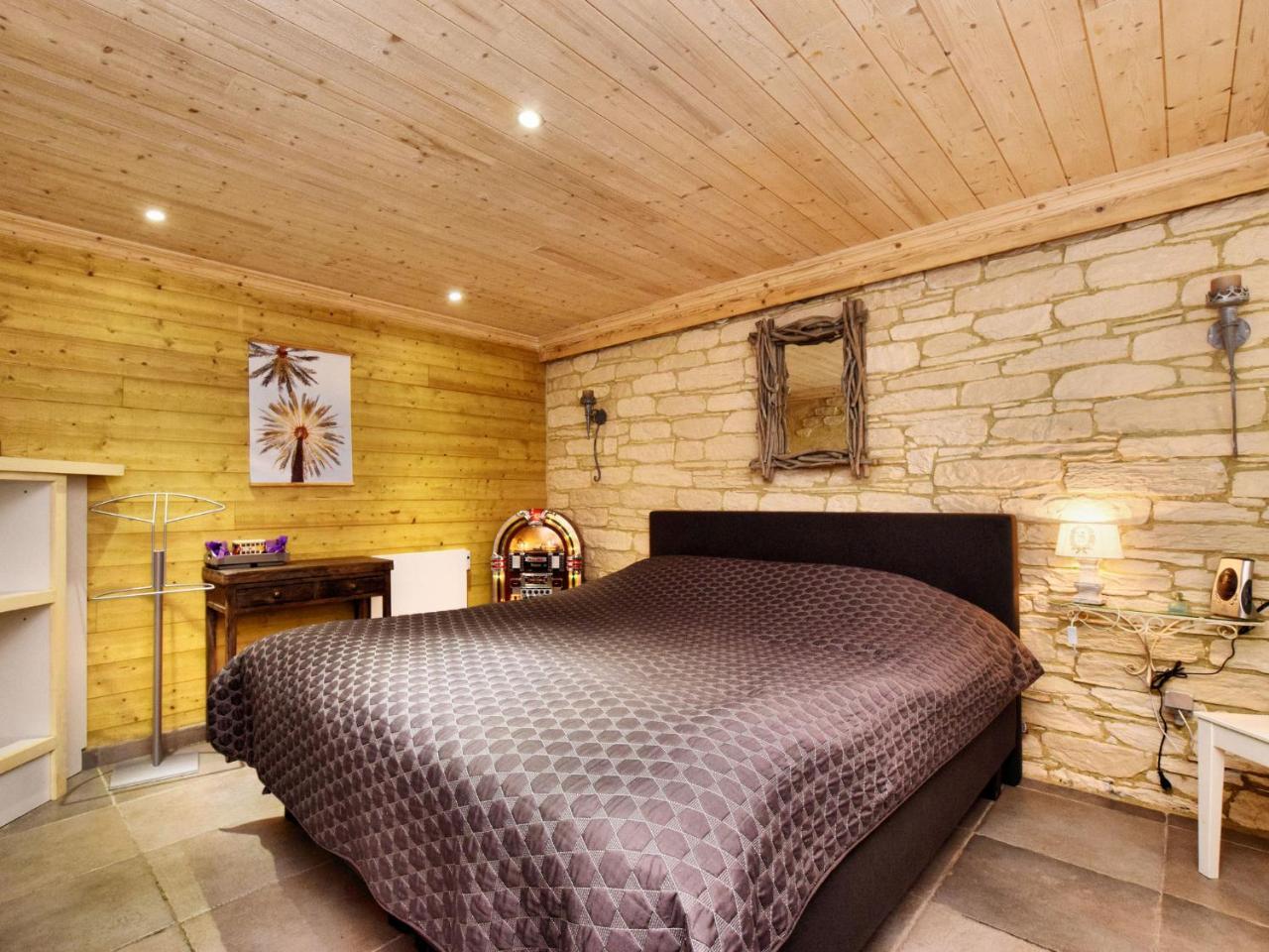 Luxurious Holiday Home With Jacuzzi Filly Luaran gambar