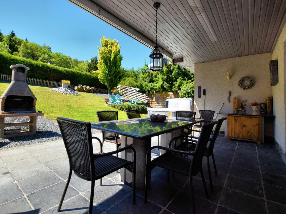 Luxurious Holiday Home With Jacuzzi Filly Luaran gambar